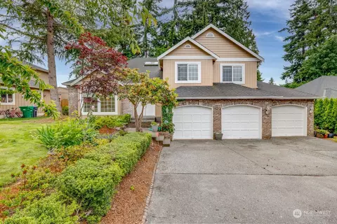 8704 44th Ave W, Mukilteo, WA 98275