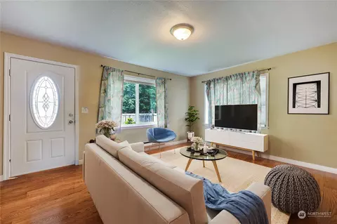 3023 100th St SE, Everett, WA 98208 photo 3