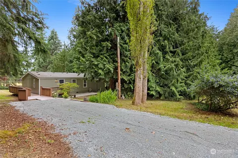 2844 Park Dr, Camano Island, WA 98282