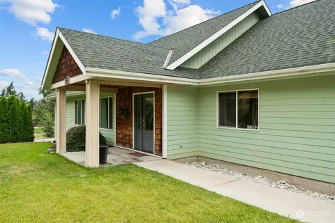 3772 Squilchuck Rd, Wenatchee, WA 98801