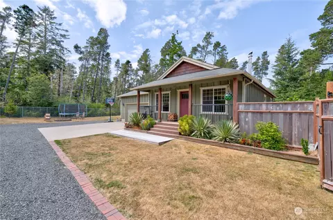 24951 U St, Ocean Park, WA 98640