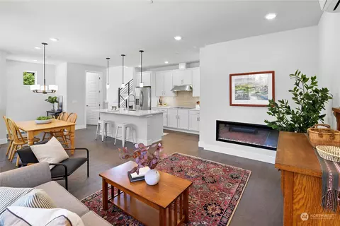 900 Dove Tail Ln NW, Bainbridge Island, WA 98110