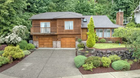 25411 42nd Pl S, Kent, WA 98032