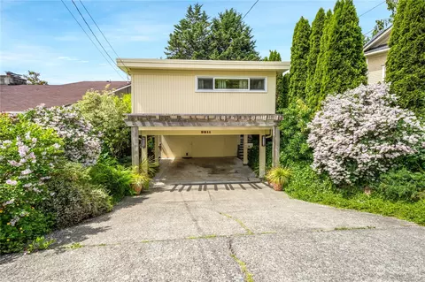 2811 62nd Ave SE, Mercer Island, WA 98040