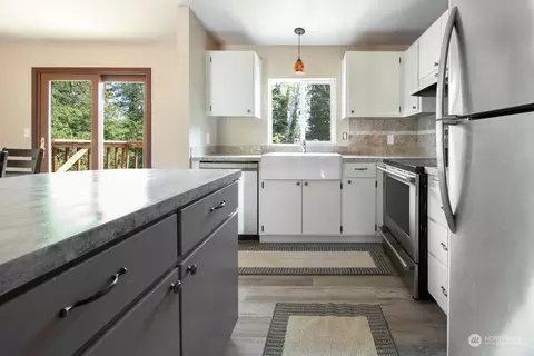 7715 Lower Ridge Rd, Everett, WA 98203 photo 18