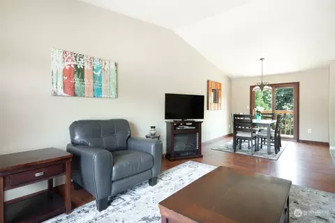 7715 Lower Ridge Rd, Everett, WA 98203 photo 9