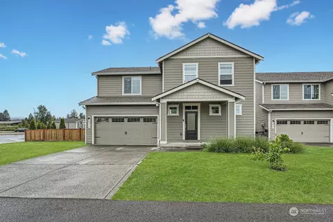 650 Bondgard Ave E, Enumclaw, WA 98022