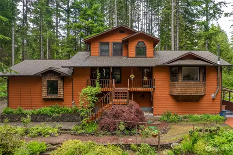 5220 SW Royal Spruce Dr, Port Orchard, WA 98367