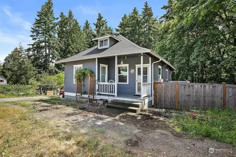 9511 Canyon Rd E, Puyallup, WA 98371