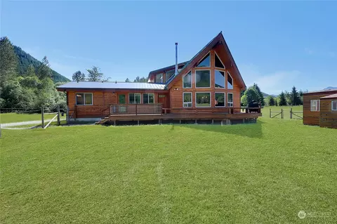 398 Pleasant Valley Rd, Mineral, WA 98355