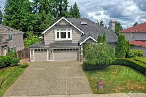 16118 NE 44th Ct, Redmond, WA 98052