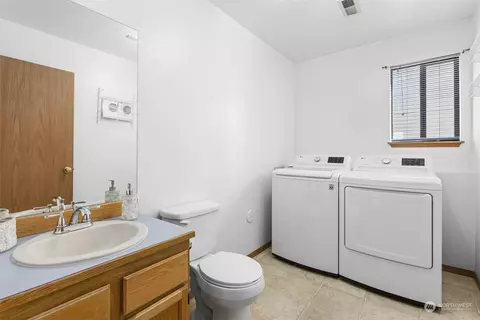 18501 23rd Dr SE, Bothell, WA 98012 photo 16