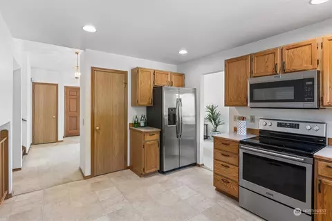 18501 23rd Dr SE, Bothell, WA 98012 photo 9