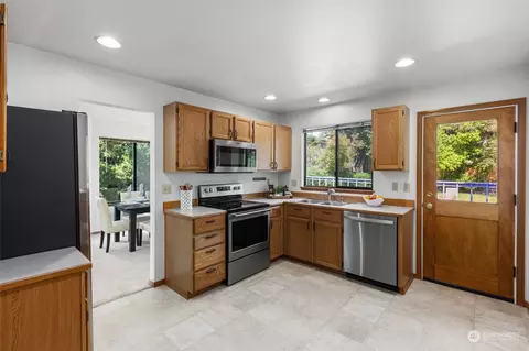 18501 23rd Dr SE, Bothell, WA 98012 photo 8