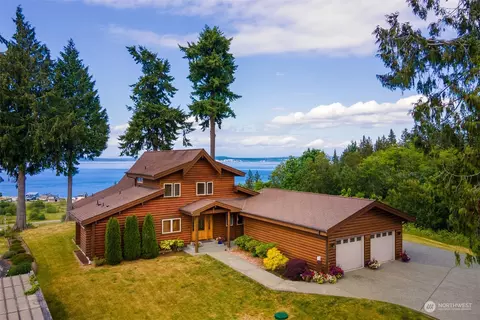 7612 NE Zachariasen Ct, Hansville, WA 98340