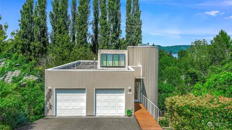 4632 NE 89th St, Seattle, WA 98115