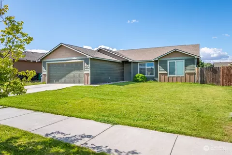1316 W Century St, Moses Lake, WA 98837