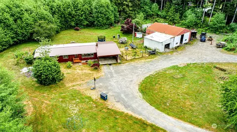 1271 Merchants Rd, Forks, WA 98331