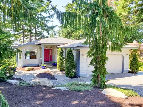655 Muckleshoot Cir, La Conner, WA 98257