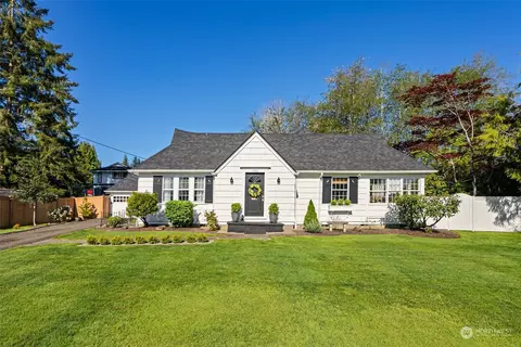 1006 Fowler Rd, Raymond, WA 98577