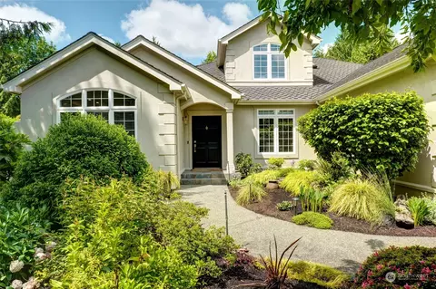 13215 180th Ave NE, Redmond, WA 98052