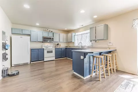 5016 Malaga Dr, Pasco, WA 99301 photo 10
