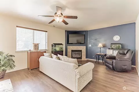 5016 Malaga Dr, Pasco, WA 99301 photo 14