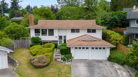 3023 Silvern Ln, Bellingham, WA 98226