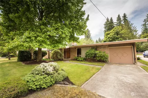 19809 Linden Ave N, Shoreline, WA 98133
