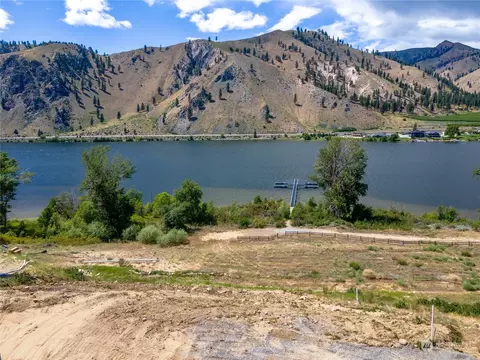 96 Danielle Dr, Orondo, WA 98843