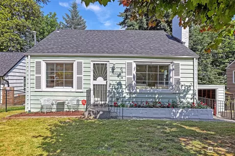 10840 26th Ave S, Burien, WA 98168