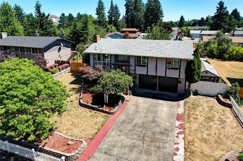 1328 Woodglen St NE, Olympia, WA 98516