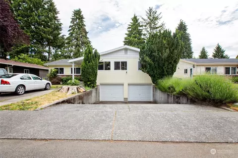3208 Hawthorne Pl SE #10, Olympia, WA 98501