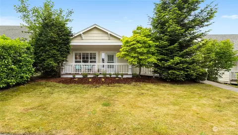 6185 Lincoln Dr, Ferndale, WA 98248