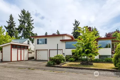2507 S Oak St, Port Angeles, WA 98362