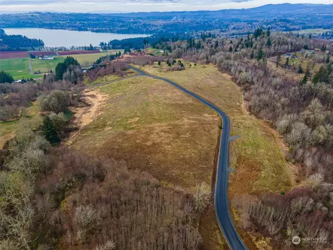 189 Breezy Ln, Mossyrock, WA 98564
