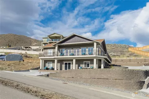 9982 Saska Way, Entiat, WA 98822