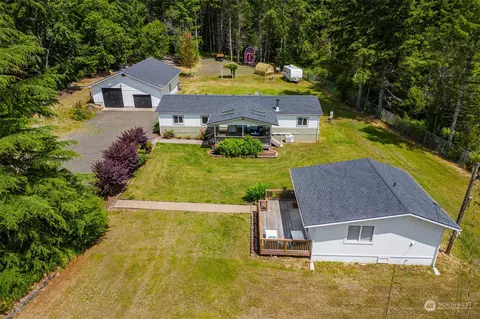 6925 SW Alta Vista Dr, Port Orchard, WA 98367