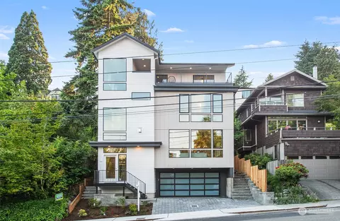 1423 Madrona Dr, Seattle, WA 98122