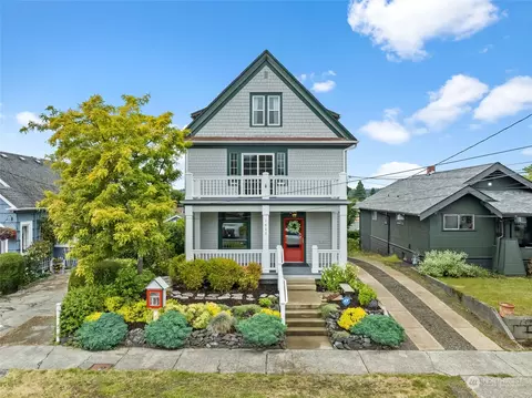 1520 7th St, Bremerton, WA 98337