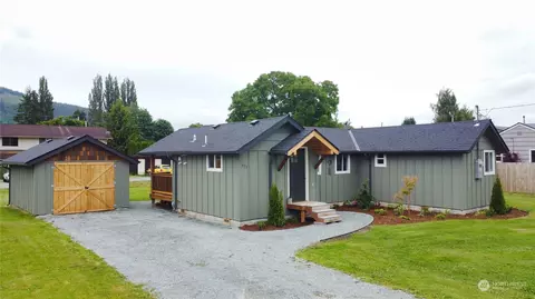 931 Fidalgo St, Sedro Woolley, WA 98284