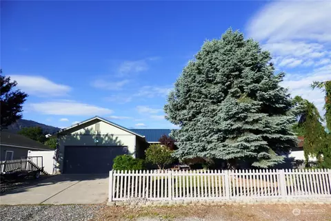 3072 Monterey Dr, Malaga, WA 98828