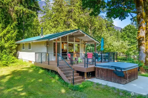 63530 NE 194th Pl, Baring, WA 98224