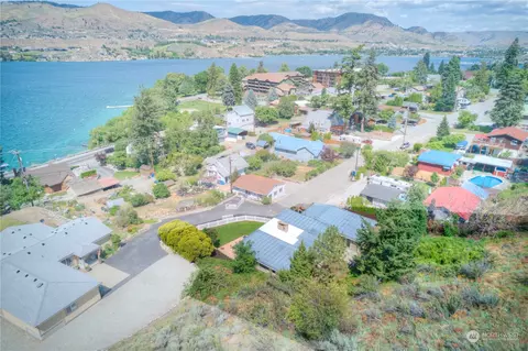 2347 W Prospect Ave, Chelan, WA 98816