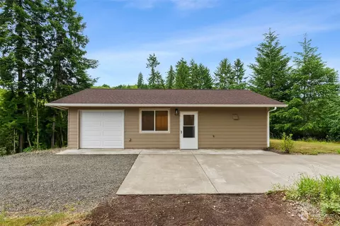 44 Hicklin Rd, Elma, WA 98541