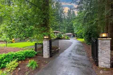19322 156th Ave NE, Woodinville, WA 98072