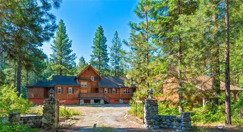 12001 Bretz Dr, Leavenworth, WA 98826