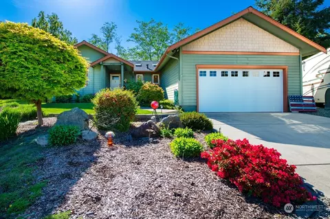 5790 Salish Rd, Blaine, WA 98230
