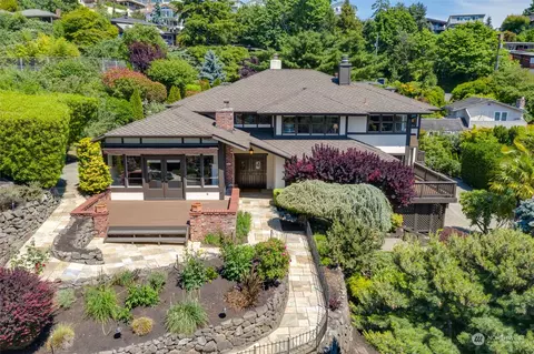 4548 54th Ave SW, Seattle, WA 98116