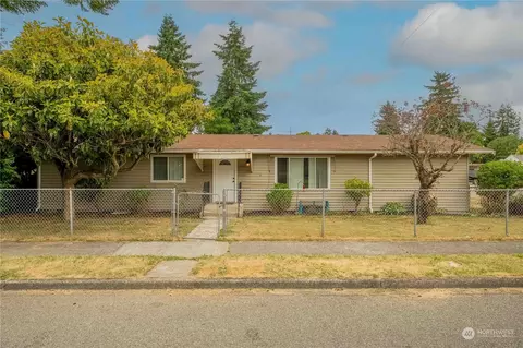 6427 S D St, Tacoma, WA 98408